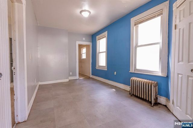 144 Steuben, East Orange, NJ 07018