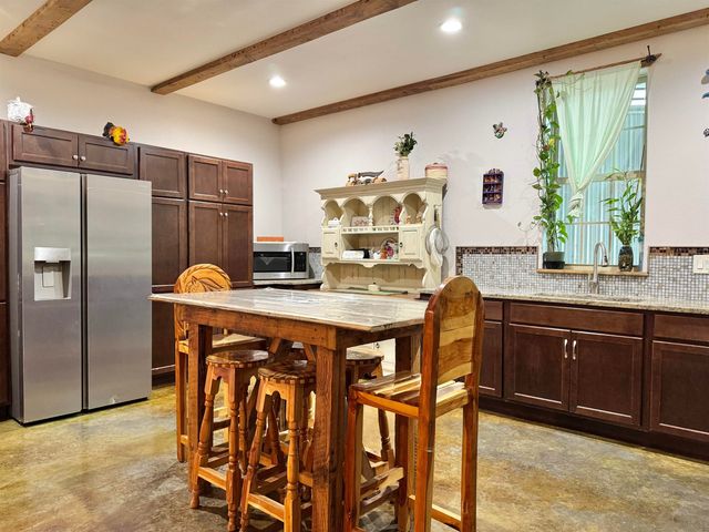 11229 Ocelot Rd., Gilmer, TX 75644