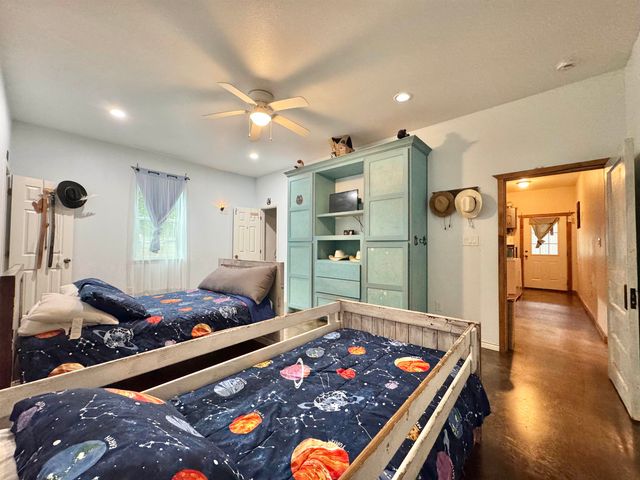 11229 Ocelot Rd., Gilmer, TX 75644