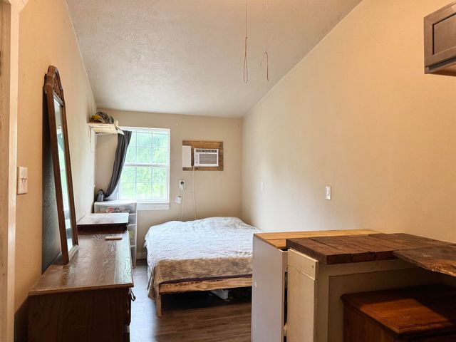 11229 Ocelot Rd., Gilmer, TX 75644