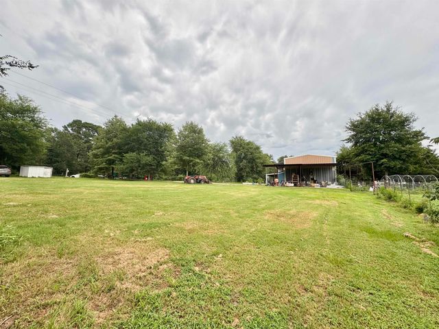 11229 Ocelot Rd., Gilmer, TX 75644