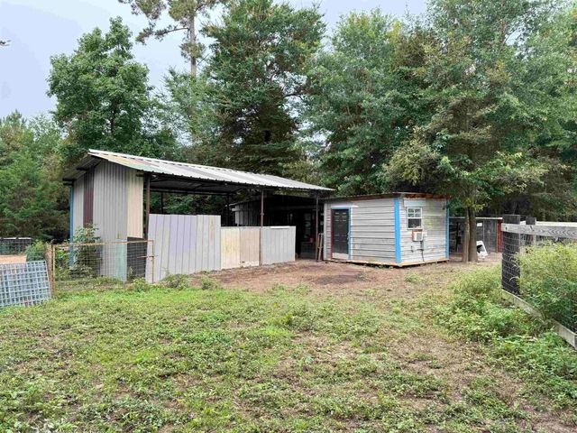 11229 Ocelot Rd., Gilmer, TX 75644