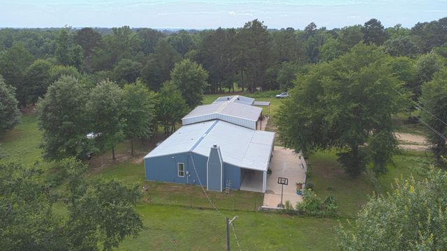 11229 Ocelot Rd., Gilmer, TX 75644