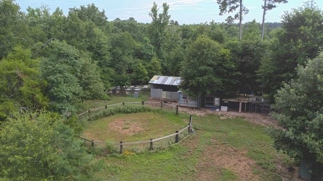 11229 Ocelot Rd., Gilmer, TX 75644