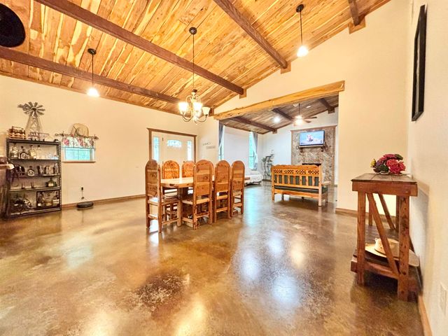 11229 Ocelot Rd., Gilmer, TX 75644