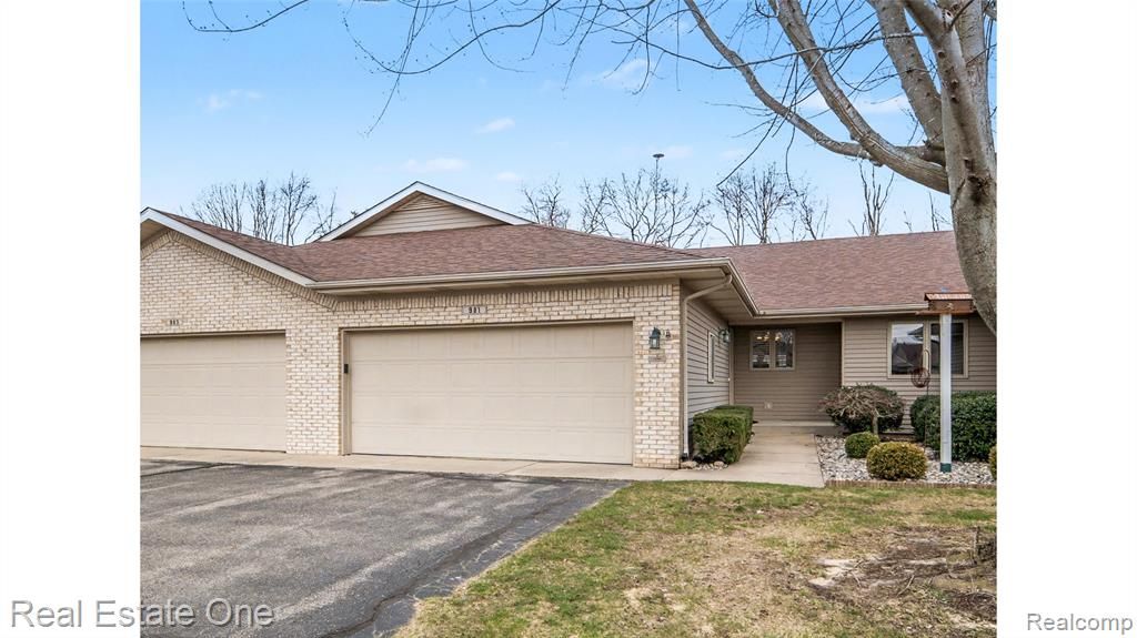 981 Amber View Drive, Byron Center, MI 49315