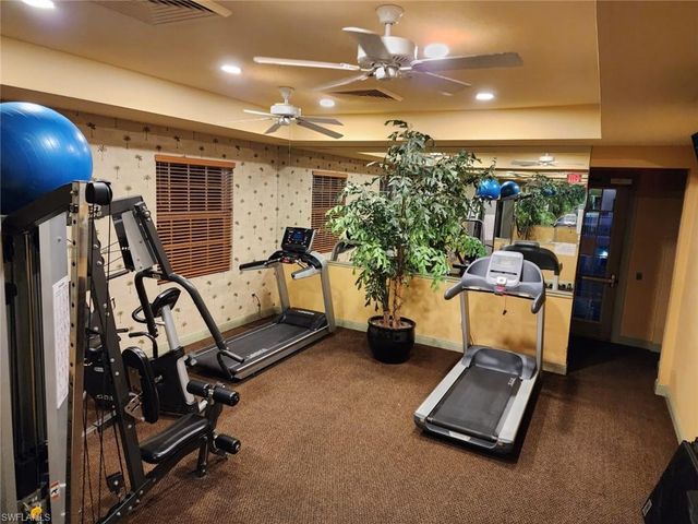 4122 Residence DR # 122, Fort Myers, FL 33901