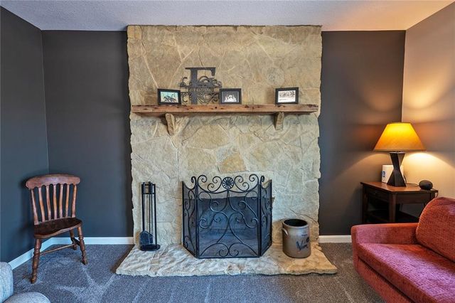 924 Holiday Drive, Lawrence, KS 66049
