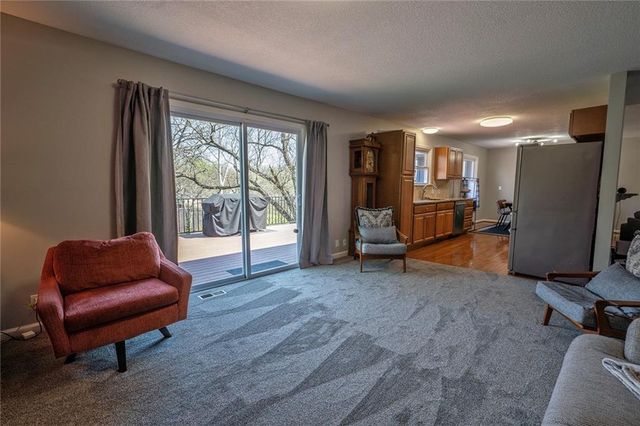 924 Holiday Drive, Lawrence, KS 66049