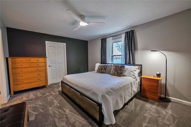 924 Holiday Drive, Lawrence, KS 66049