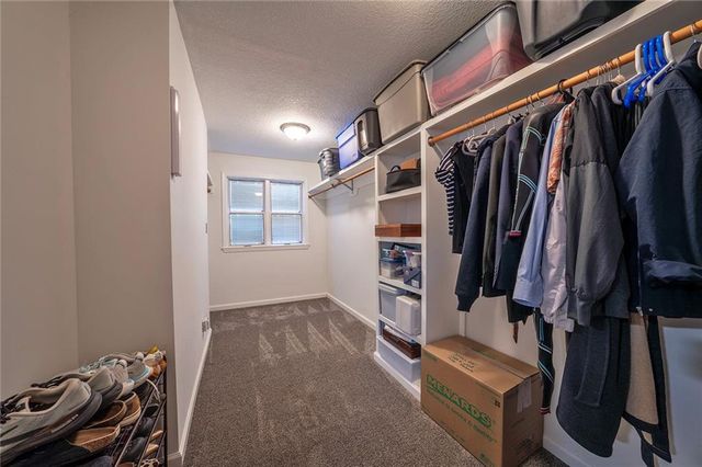 924 Holiday Drive, Lawrence, KS 66049