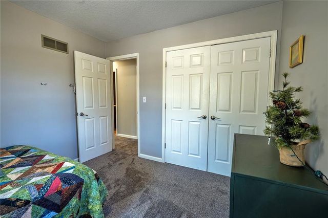 924 Holiday Drive, Lawrence, KS 66049