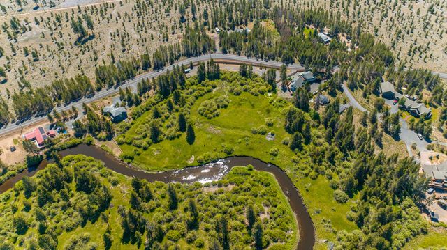 54735 Huntington Road, Bend, OR 97707
