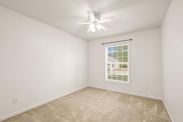 532 Tomahawk DRIVE, Twin Lakes, WI 53181