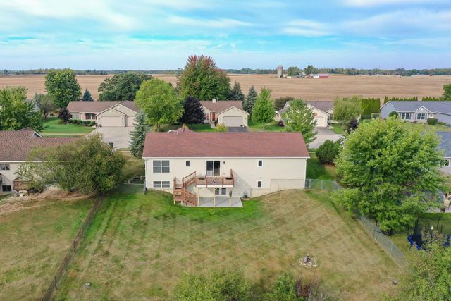 532 Tomahawk DRIVE, Twin Lakes, WI 53181