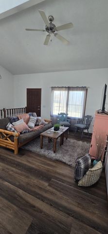 4932 W Briarwood Ave, Wichita, KS 67212