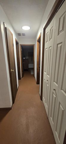 4932 W Briarwood Ave, Wichita, KS 67212