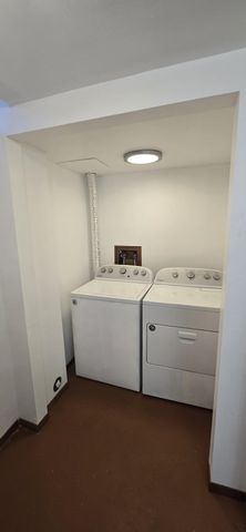 4932 W Briarwood Ave, Wichita, KS 67212