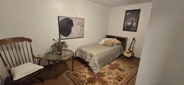 4932 W Briarwood Ave, Wichita, KS 67212