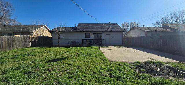 4932 W Briarwood Ave, Wichita, KS 67212