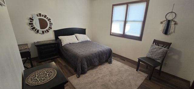 4932 W Briarwood Ave, Wichita, KS 67212