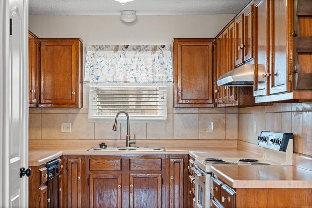 39 Pin Oak Loop, Maumelle, AR 72113