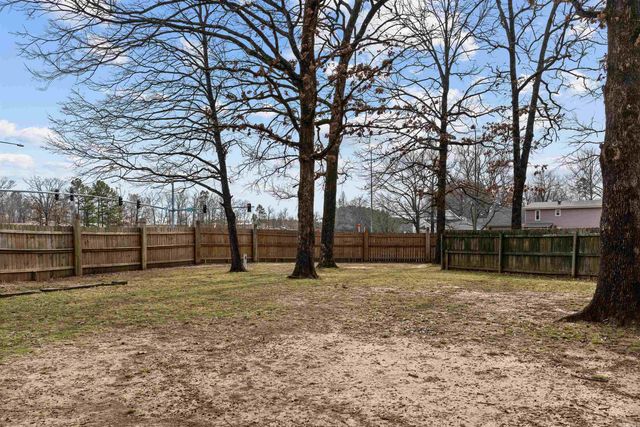 39 Pin Oak Loop, Maumelle, AR 72113