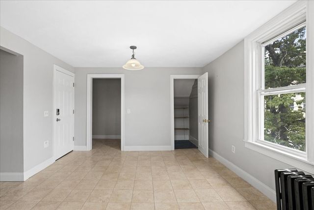 36 Cedar St 2A, Worcester, MA 01609