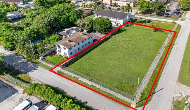 520 SW Krome Ter, Homestead, FL 33030