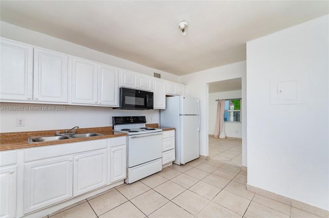 520 SW Krome Ter, Homestead, FL 33030