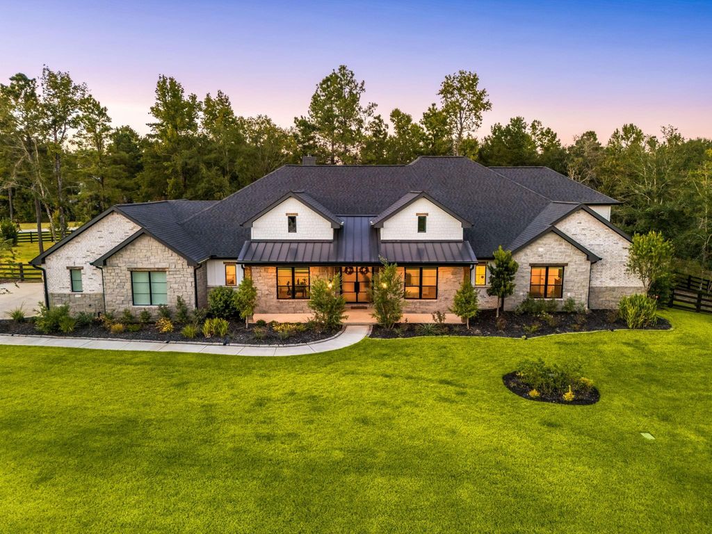 7507 Bingham Drive, Montgomery, TX 77316