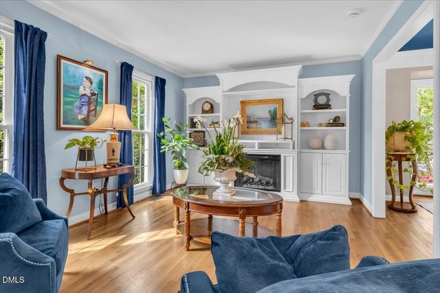 11820 Edgewater Court, Raleigh, NC 27614