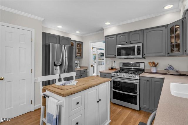 11820 Edgewater Court, Raleigh, NC 27614