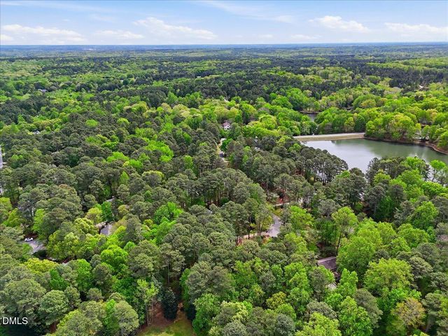 11820 Edgewater Court, Raleigh, NC 27614