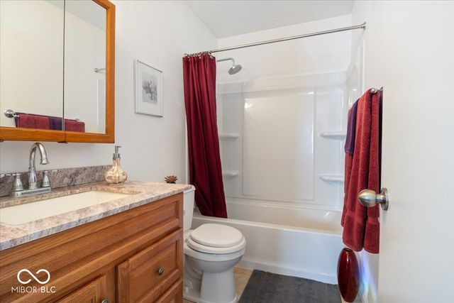 319 Brookstone Drive, Greenfield, IN 46140