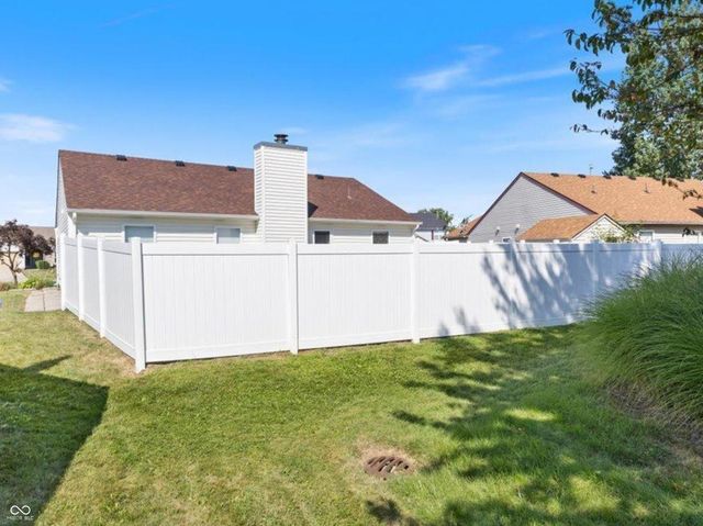 319 Brookstone Drive, Greenfield, IN 46140