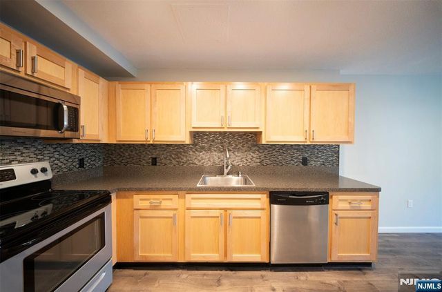 115 Polifly Road 5D, Hackensack, NJ 07601