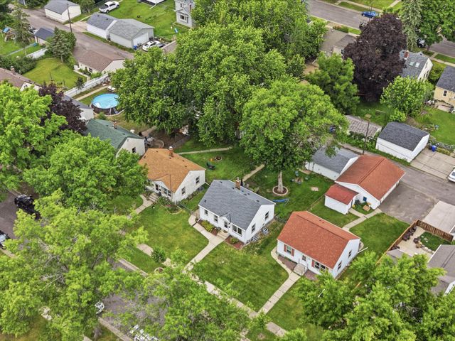 1953 Nebraska Avenue E, Saint Paul, MN 55119