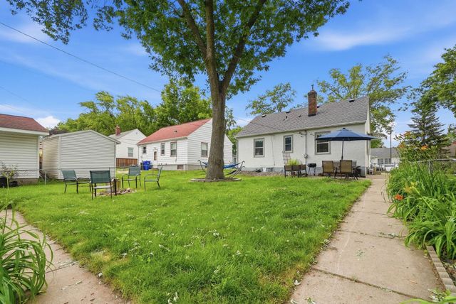 1953 Nebraska Avenue E, Saint Paul, MN 55119