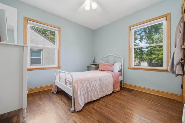 1953 Nebraska Avenue E, Saint Paul, MN 55119