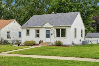 1953 Nebraska Avenue E, Saint Paul, MN 55119