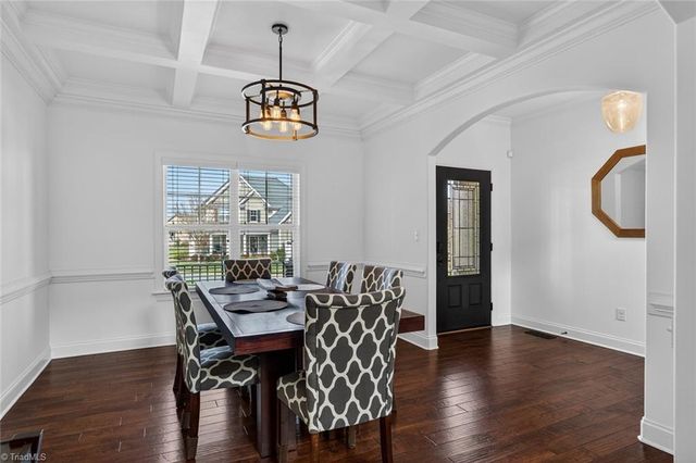 4670 Fairway Run Drive, Pfafftown, NC 27040