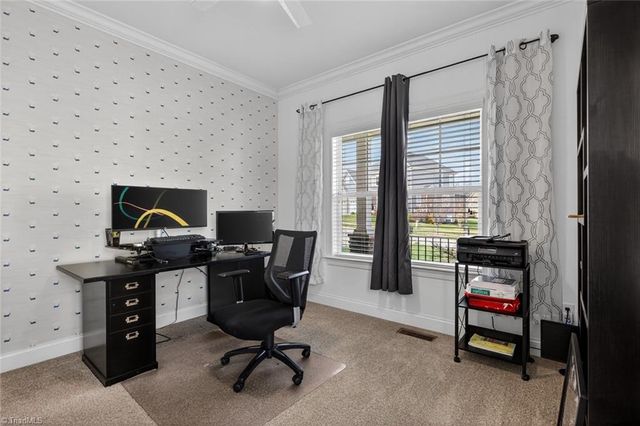 4670 Fairway Run Drive, Pfafftown, NC 27040