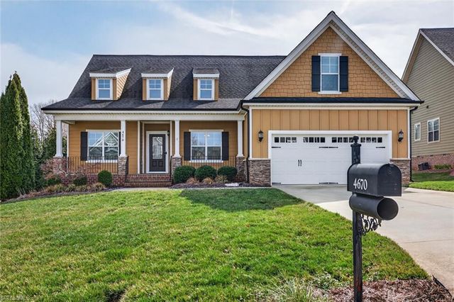 4670 Fairway Run Drive, Pfafftown, NC 27040