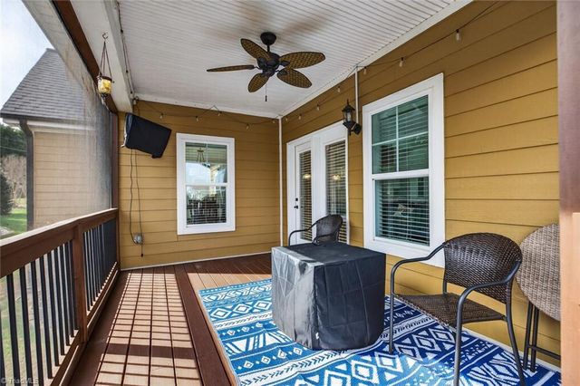 4670 Fairway Run Drive, Pfafftown, NC 27040