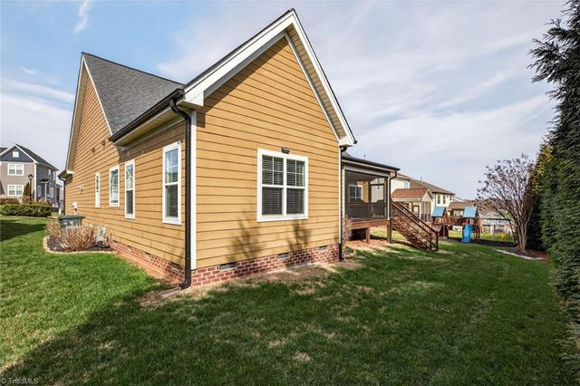 4670 Fairway Run Drive, Pfafftown, NC 27040