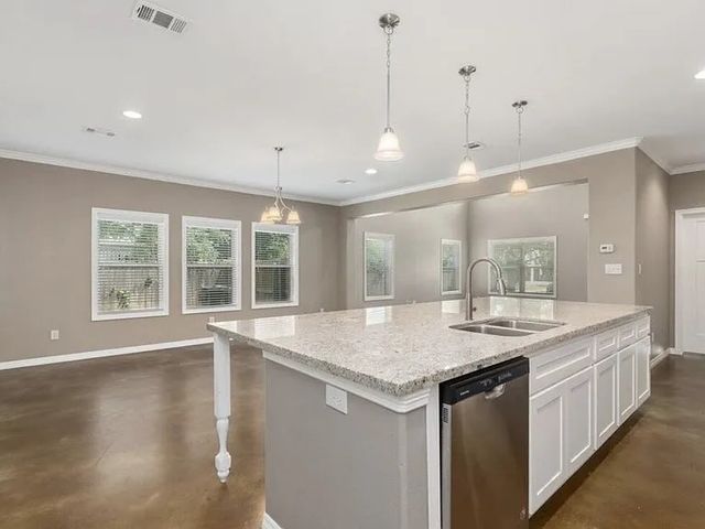 3209 Link Street, Bryan, TX 77801
