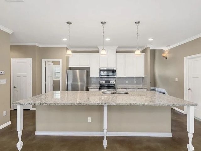 3209 Link Street, Bryan, TX 77801