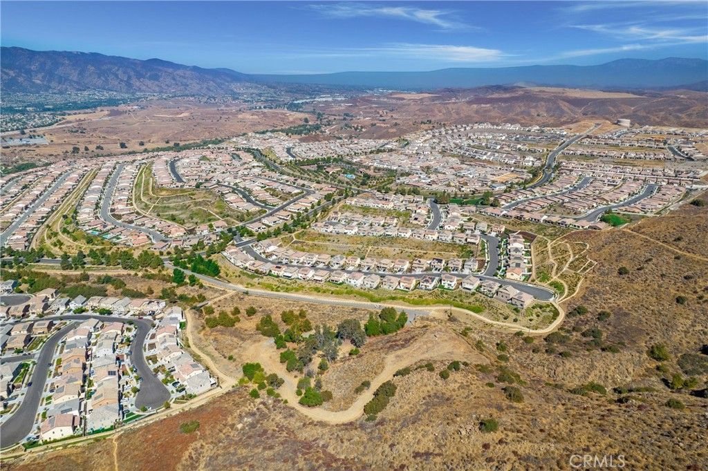 Image 18 of property listing at 11085 Canyon Circle, Corona, CA 92883