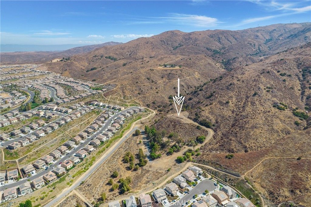 Image 20 of property listing at 11085 Canyon Circle, Corona, CA 92883